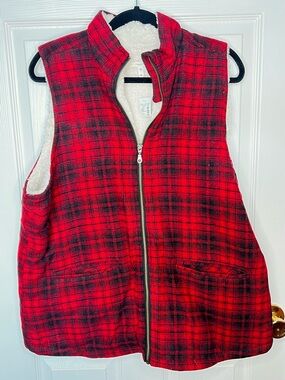Maurices NWT Red Buffalo Plaid Sherpa Lined Vest Plus Size 0X